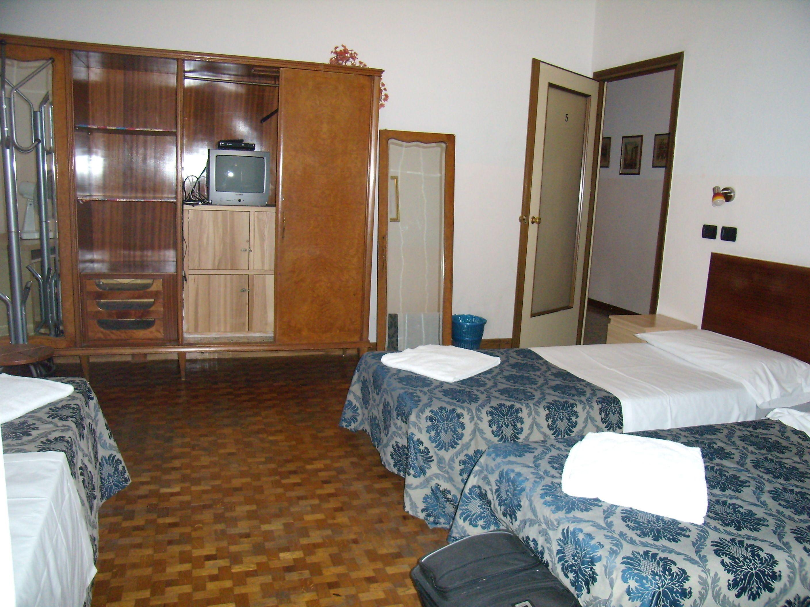 Guest House Central Station - Milan — Photos 1